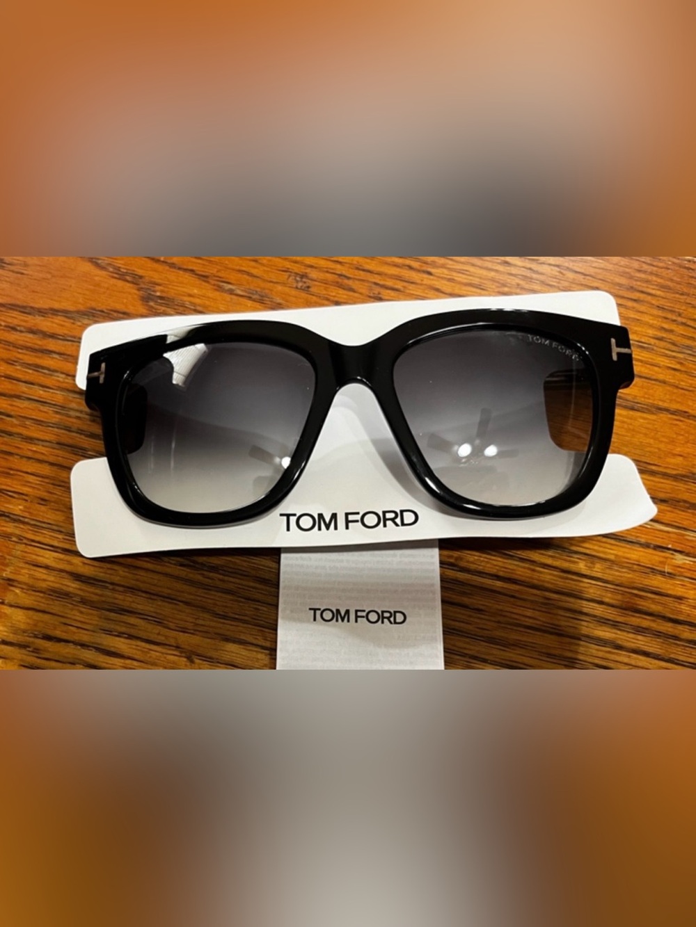 Tom Ford Black Oversized Women's Sunglasses - Picture 10 of 10